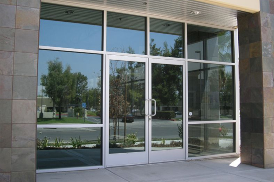 Lucerne Valley-commercial-door-repair